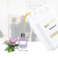 Perfume original con un fuerte olor duradero