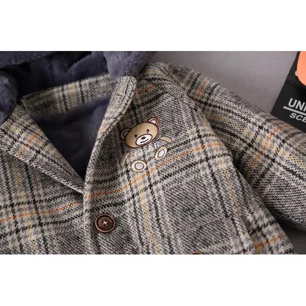 Embroidered 1.1M Childrens Winter Jackets Outdoor Coats Hooded Cotton