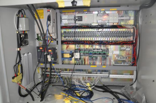 Mitsubishi Servo Motor Safety PLC Sheet Metal Straightener Machine For Air Conditioning Parts