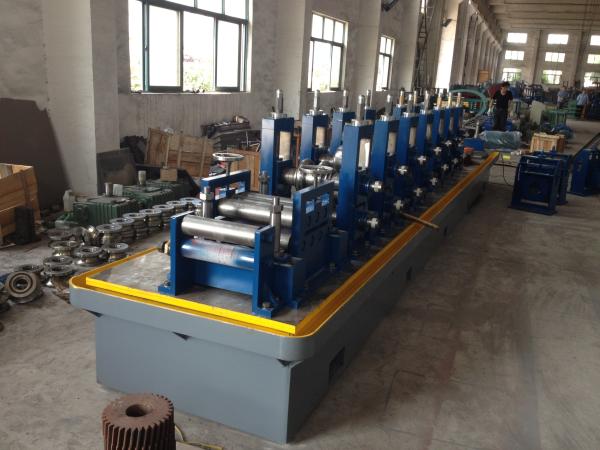 Carbon Steel Straight Seam Round Pipe Making Machine 50HZ Tube Mill