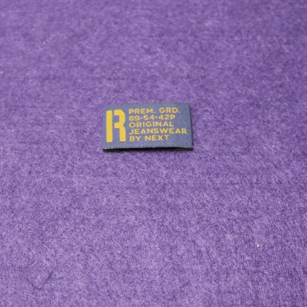 Stain White Woven Clothing Labels Sewing on Iron on Apparel Accessories