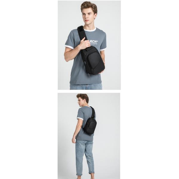 ISO9001 Anti Theft Lock  Crossbody Chest Sling Bag For Men 19*12*31cm