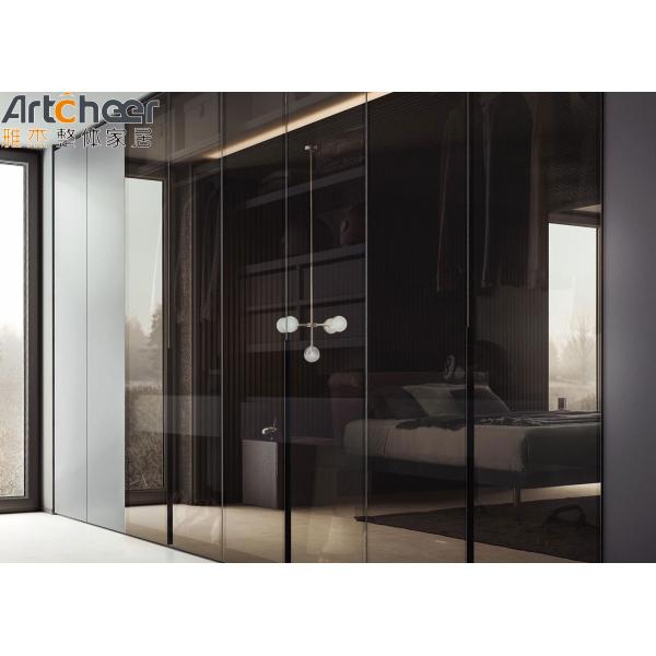 Настроить размер деревянные дверцы с застежкой спальня гардеробный дизайн для европейского рынка в дереве