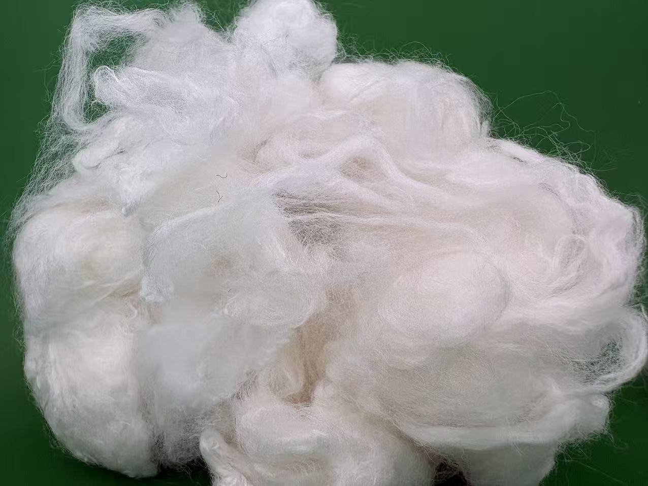 Factory Supply 5D 102mm 100% Virgin Polyester Staple Fiber White Solid VSF for Hygiene Products Spinning Custom Denier Cut