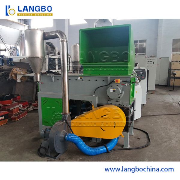 High-Capacity Industrial Shredder Machine for Plastic Wood Paper and Metal Can Recycling