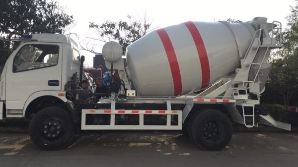 4m3 Capacity Concrete Transit Mixer Truck / Concrete Transport Truck Easy Operation