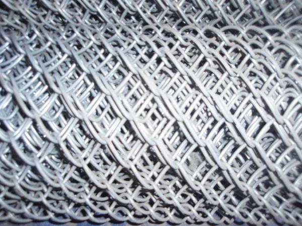 3.76mm - 50x50mm chain link fence Cyclone Fence For Sale