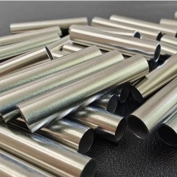 6000mm Seamless Stainless Steel Pipes 201 304 316 Q235 904L A106 Uns S32750 C276