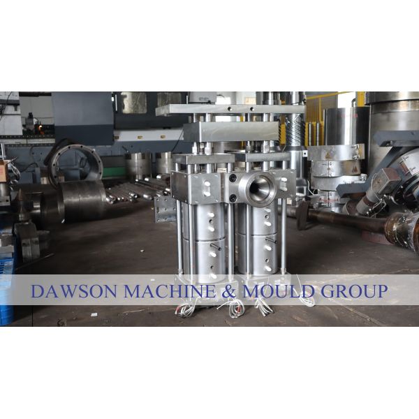 Accumulator Type Single Layer 50L Plastic Drum Making Extrusion Blow Molding Die Head