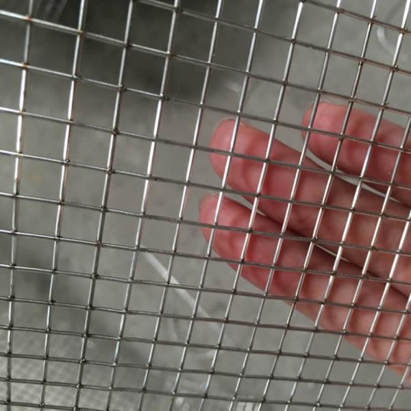 Stainless 6x6mm Welded Steel Wire Mesh Diameter 23 Gauge Hardware Cloth 1/4