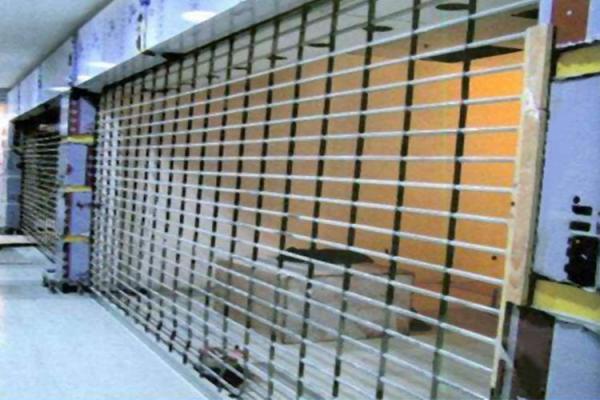 Wireless Remote Control Steel Security Shutters , Practical Commercial Roller Shutters