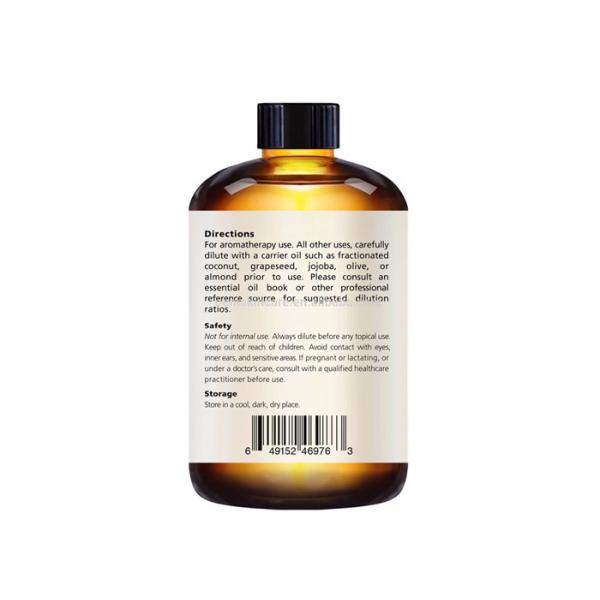 Os óleos essenciais puros orgânicos, óleo natural da árvore do chá acalmam defeitos em espaços livres da pele