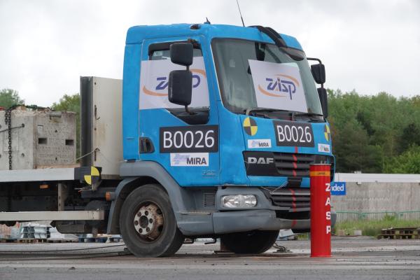 Bolandares hidráulicos retráteis automáticos para vias de entrada IWA 14-1 PAS 68 testados em impacto