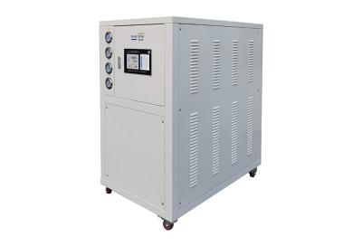Box Type Water Cooled Industrial Chiller 1500 Tons 156kw With 7 Inch Touch Screen