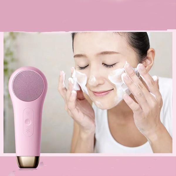 Soothing Vibration IPX5 Waterproof Facial Cleansing Brush for Cold Temperature 15±2C