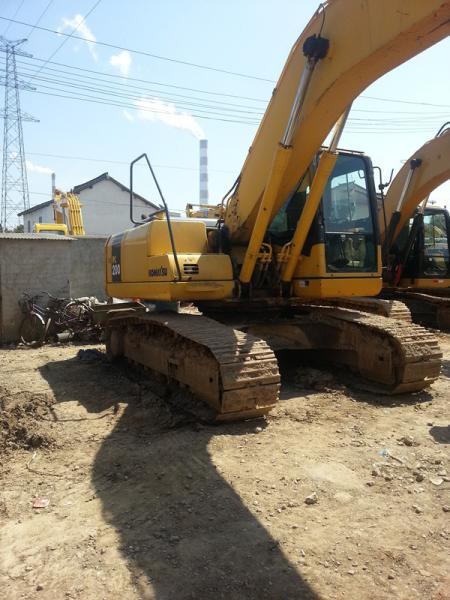 USED KOMATSU PC200-7 CRAWLER EXCAVATOR FOR SALE ORIGINAL JAPAN