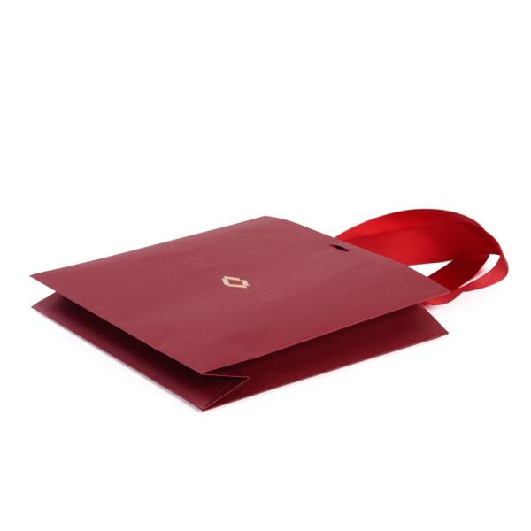 Red Spot UV 250gsm Paper Shopping Bag With Gold Foil Logo