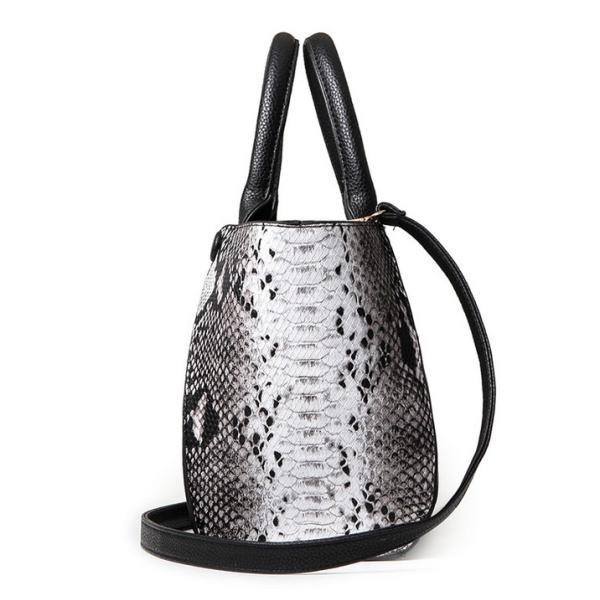 2016 new European and American fashion handbags serpentine Messenger bright skin handbag luxury handbag