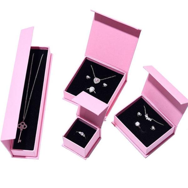 Luxury Rigid Paper Jewelry Boxes Black Cardboard Paper Necklace Packaging Box