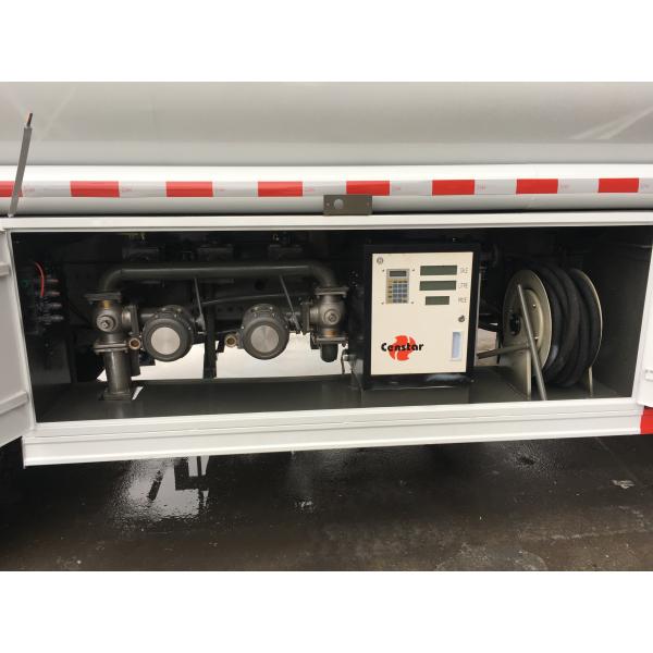 6000Liter fuel tanker truck for sale sinotruk howo 4x2 Dispenser Fuel Truck