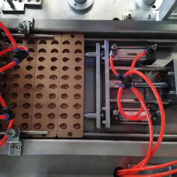 Multi - Purpose Candy Depositor Machine For Pouring Gelatin Candy , Toffee