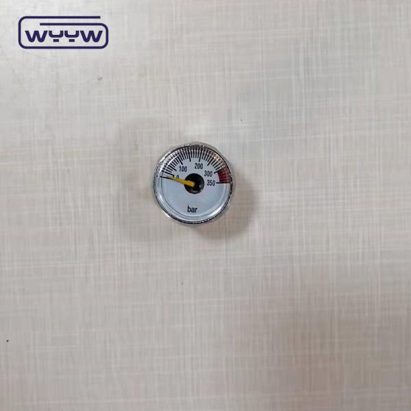 Boa qualidade de venda a quente OEM ar hexagonal latão cromado 250bar 300bar 350bar 23mm mini manômetro de pressão