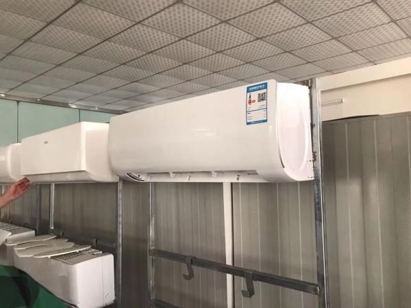 R22 24000BTU Wall Mount Air Cooler 6800W Wifi Enabled SGS Approved