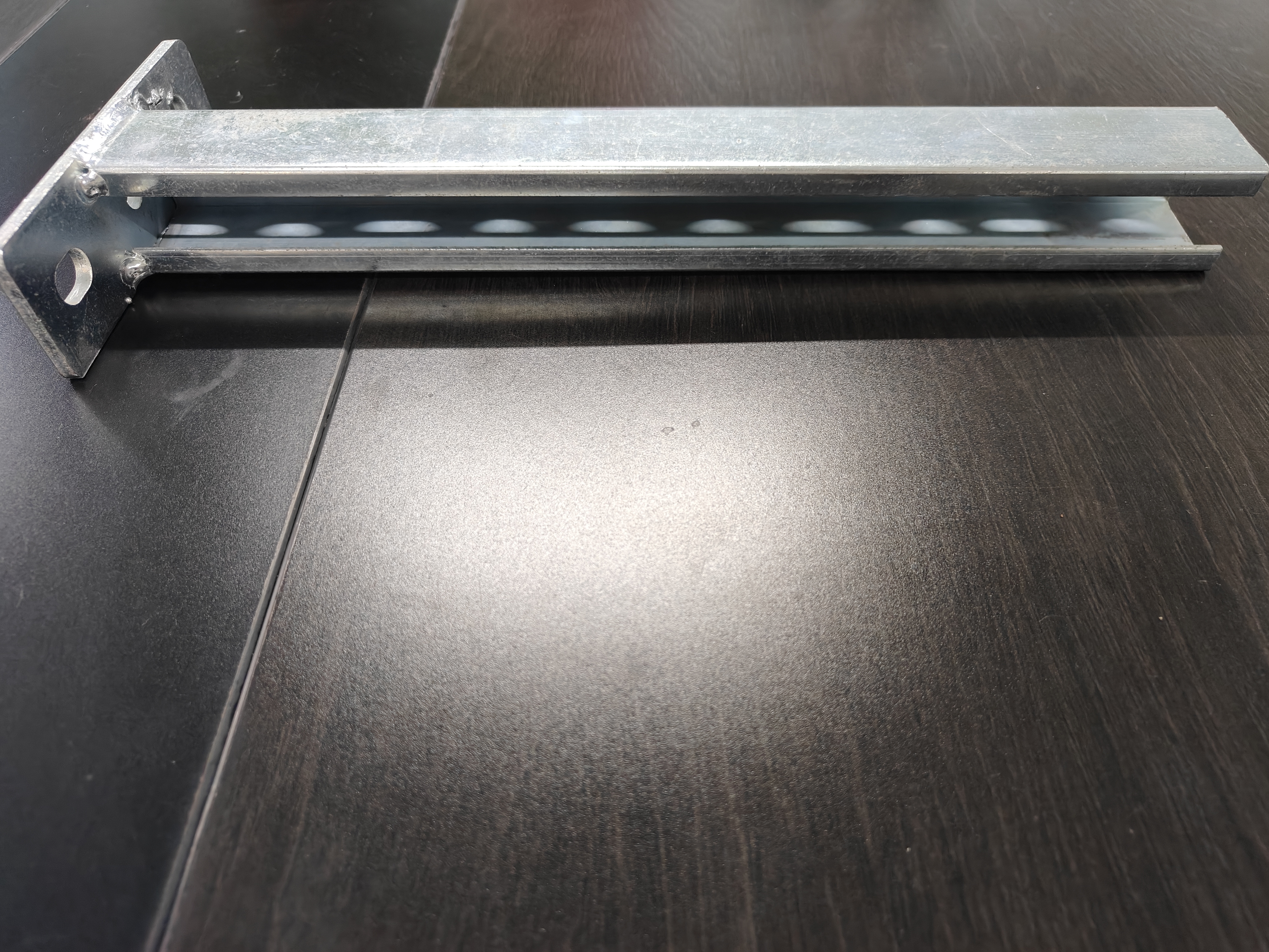 Unistrut Channels Steel Cantilever Brackets with Optional Diagonal Reinforcement for Support in Heavy Load and Medium Load Applications