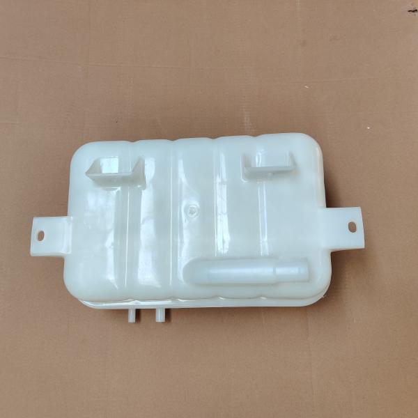 Réservoir d'eau de refroidissement pour HOWO WG9925530003/1