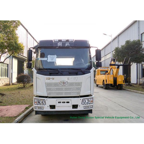 FAW Flatbed Wrecker Tow Truck 6 Wheeler For Car Carrier / Road Rescue