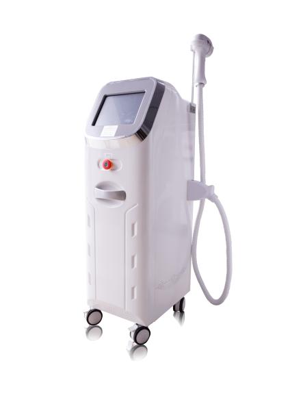 Beauty 808nm Diode Laser Hair Removal Machine Triple Wavelength Silver Edge 400W