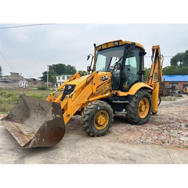 Used Backhoe Loader JCB 3CX With 4.4L Engine And 4240mm Digging Depth