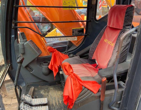 Máquina escavadora hidráulica da esteira rolante da mão de Hitachi ZX200 segundo