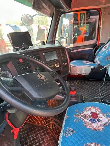 Sinotruk Howo 6x4 Tractor Truck T7H 540HP Howo 6x4 Tractor Head Truck