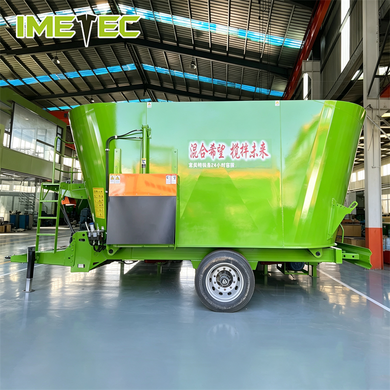 Residue Free Vertical Towed TMR Feed Mixer Wagon Cattle Farm Feeding Equipment OEM