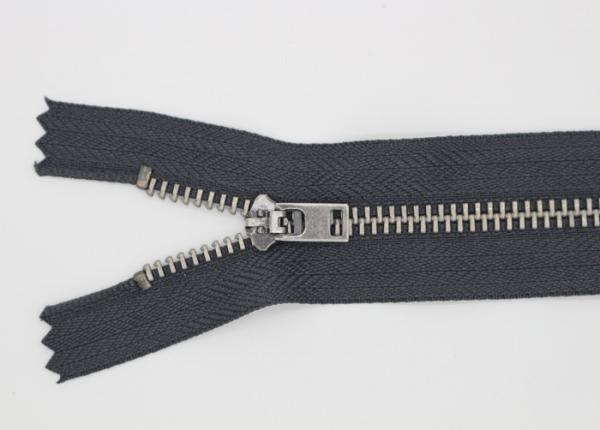 Black Nickel Teeth Oxidized Fire Retardant Zippers For Clothing / Luggage