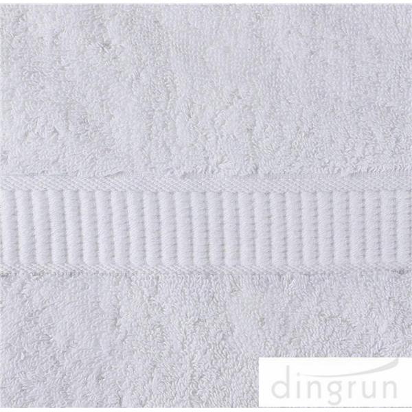 Maximum Softness Cotton Bath Towels Absorbency For Hotel And Spa