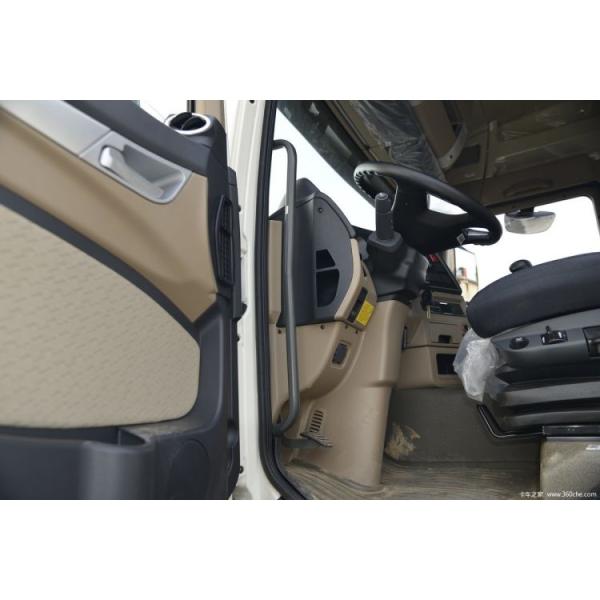 Part-load Transportation Made Easy with HOWO TX Heavy Truck 430 HP 6X4 Tractor Truck