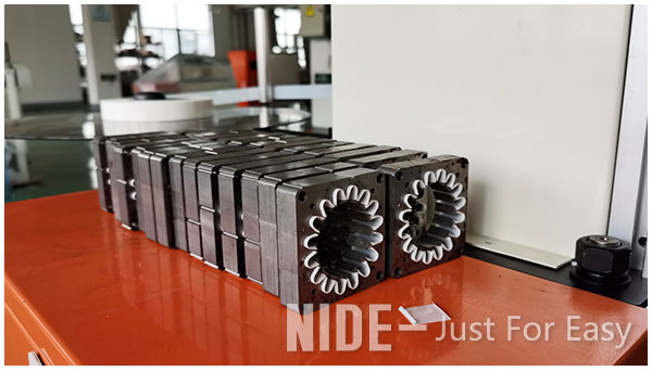 stator paper insertion machine.jpg Машина статора 0.75kw мотора стиральной машины бумажная вводя