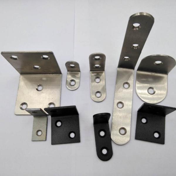 MOQ 1000pcs Acero Galvanizado U-Forma de Montagem Bracket para Parede Bracket Tube Montagem