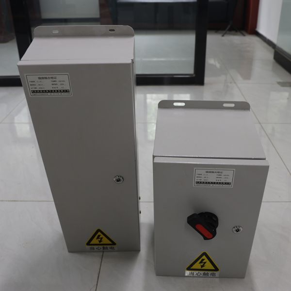 Système de barre omnibus électrique en cuivre et aluminium pour la distribution d'énergie