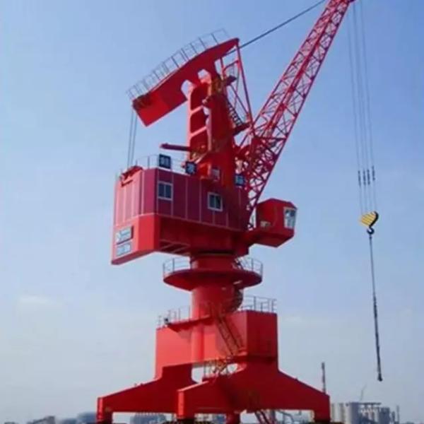 Four Link Type Mobile Harbour Portal Crane Portal Slewing Crane 25t 45m Boom
