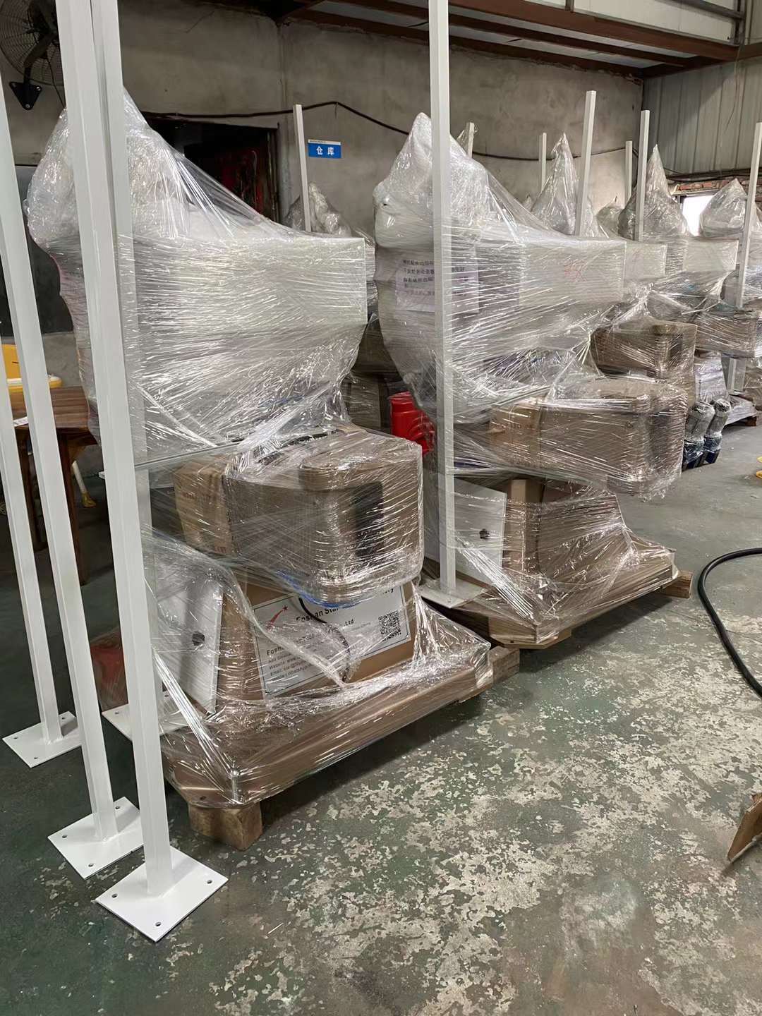 3.0KW Glass Shape Edging Machine 0.8-4r/Min CNC Glass Polishing Machine