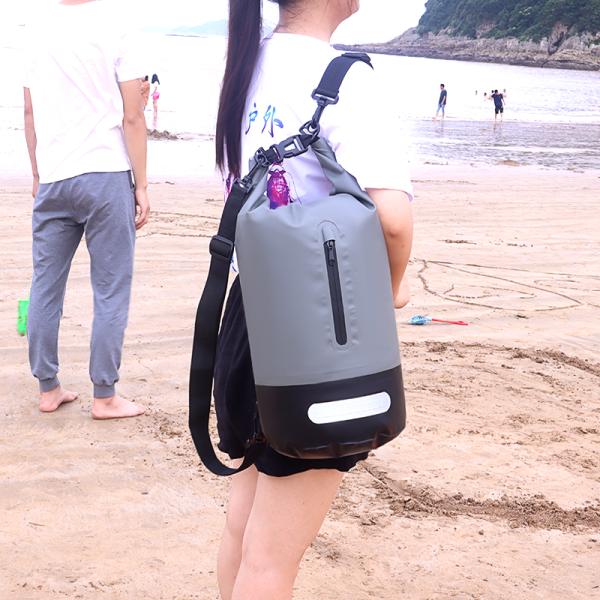 23.5*61cm Triathlon Accessories Hiking Kayak Waterproof Backpack