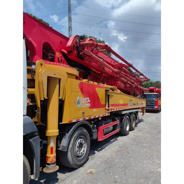 Used SANY Concrete Pump 38m 56m 62m 72m with Benz Chassis and Red