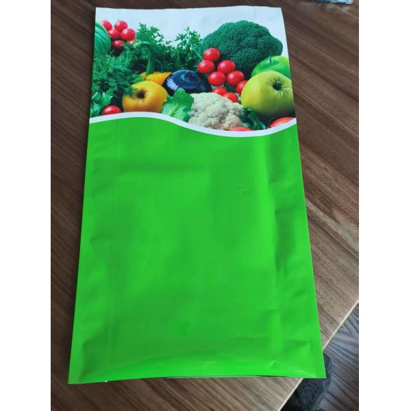 Lightweight COMPOSITE Fertilizer Packaging Pouch In Solid Color Or Patterned Design
