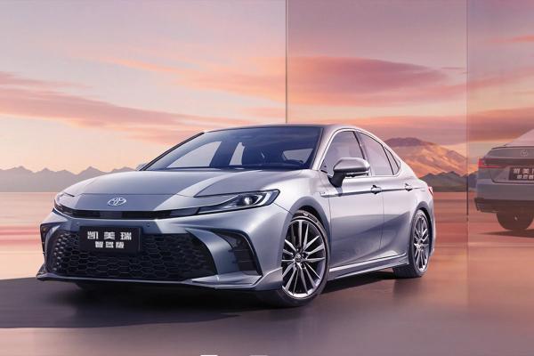 Toyota Camry 2025 Hybrid 2.5HXS Sport Plus Smart Edition