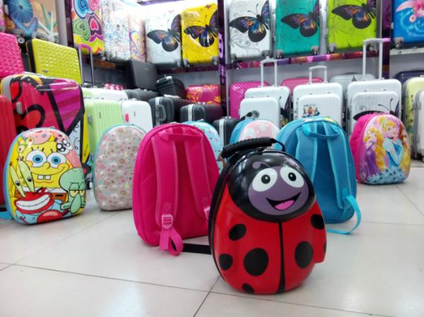 cheap popular 2014 new egg shaped kids backpacks bag in baigou baoding hebei China Factory
