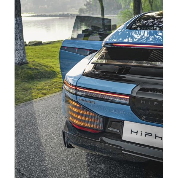 HiPhi Z Электрический роскошный автомобиль Интеллектуальное вождение 705 км Дальность 0-100 км / ч Ускорение 3,8 с