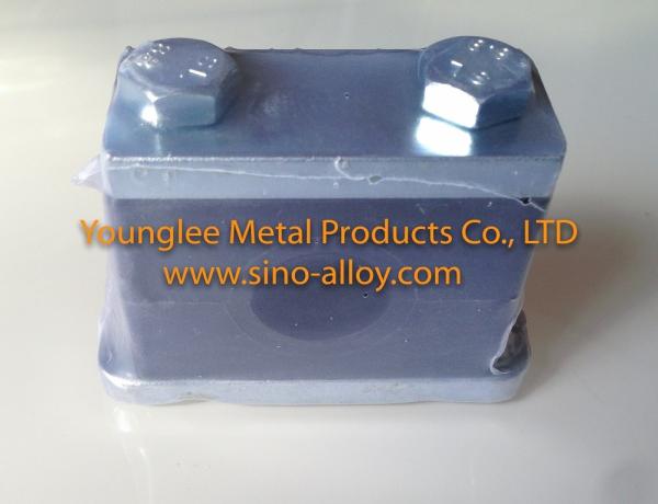 Heavy duty pipe clamps with polyamide pipe clamp body, stainless steel plates&bolts